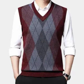 Academic Essential Knit Vest - Cross & Crown