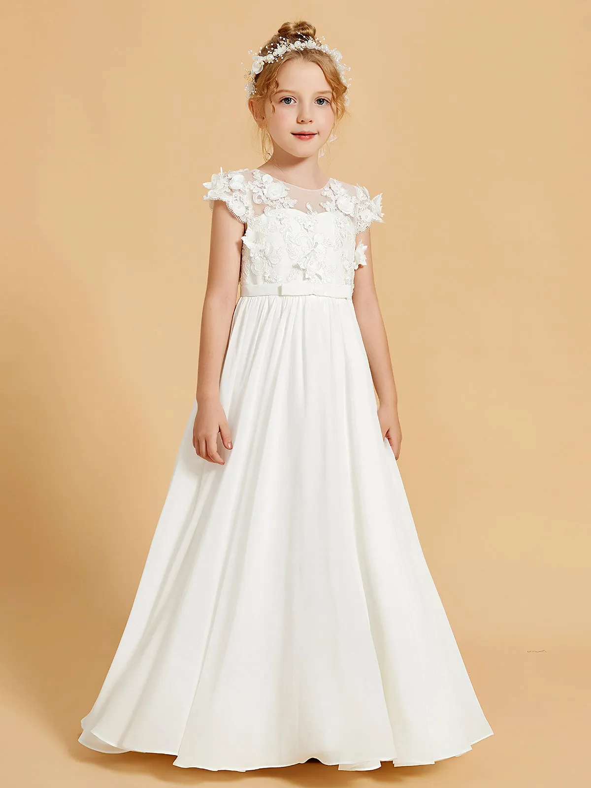 Charming Flower Girl Dresses with Chiffon and Appliqued Details