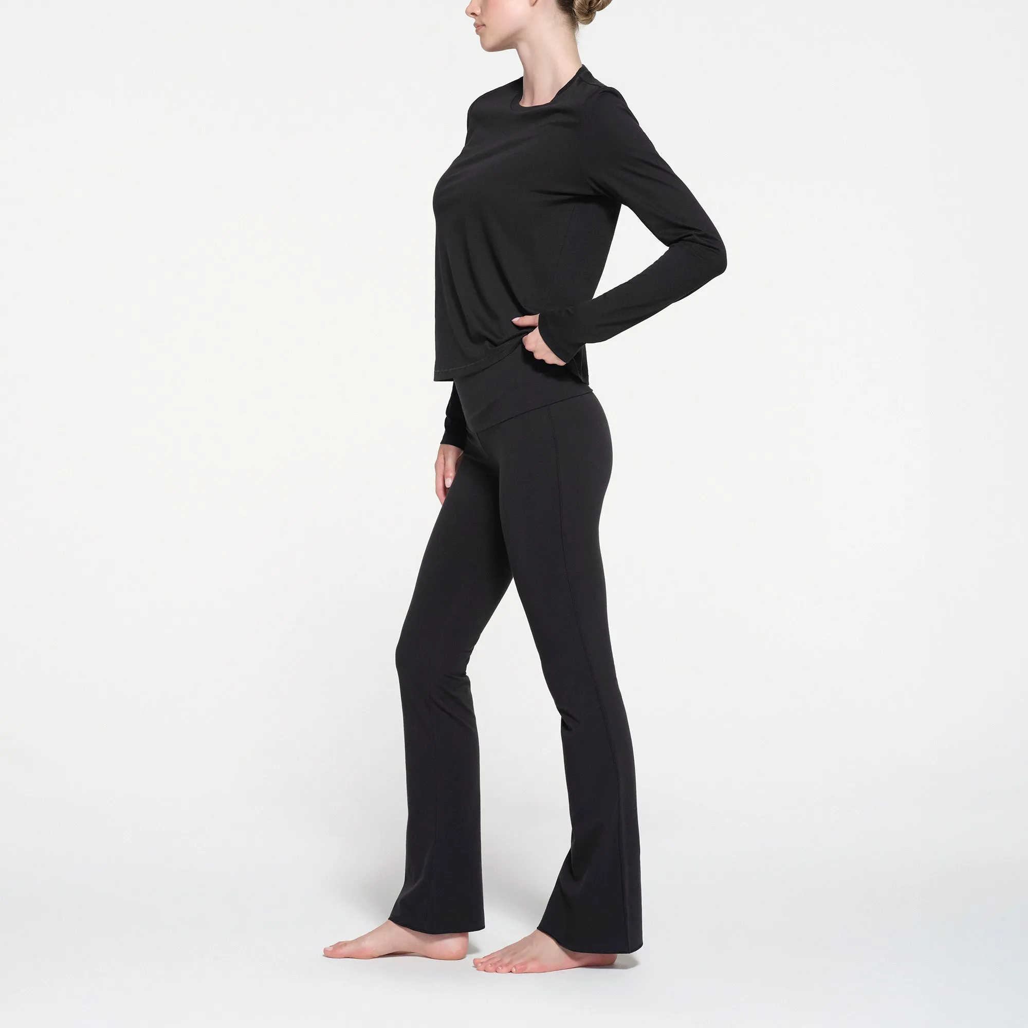 SKIMS Relaxed Tees Long Sleeve T-Shirt